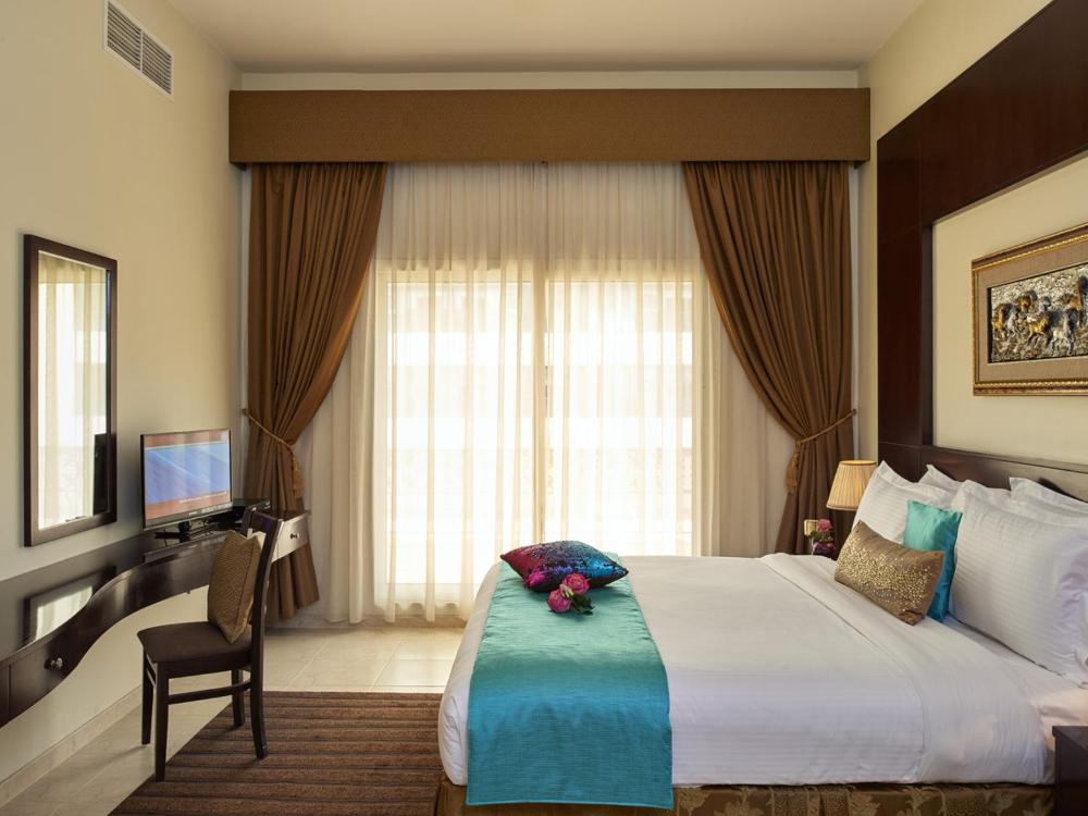 Executive 1-Bedroom Apartment at Arabian Dreams Hotel Apartments, photo 3
